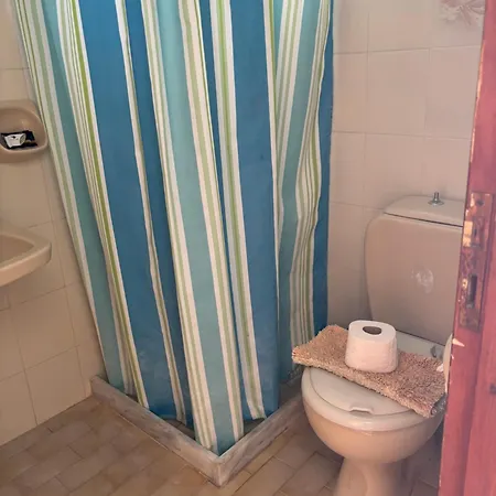 Harriet Agathi Apartamento Charaki