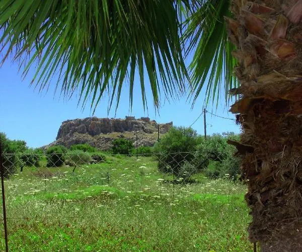 Harriet Agathi Apartment Haraki