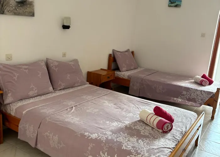 Harriet Agathi Haraki